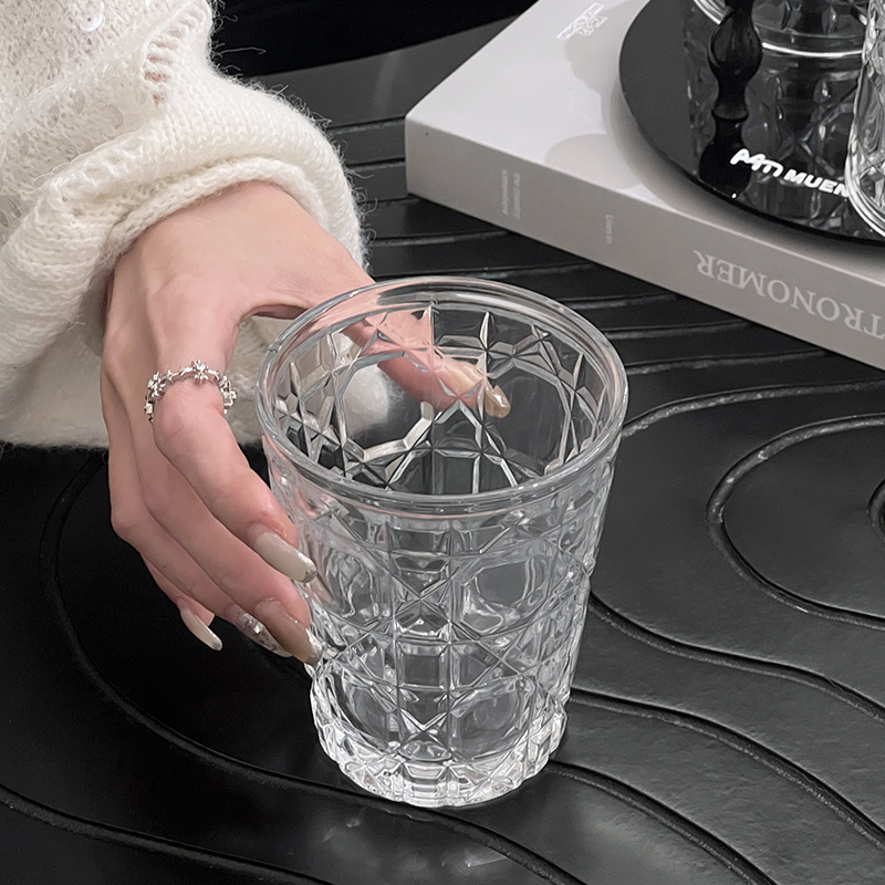 ヴィンテージダイヤモンドパターンのグラス,2ピース,310m - Wine Beer Liquor のレビューと価格